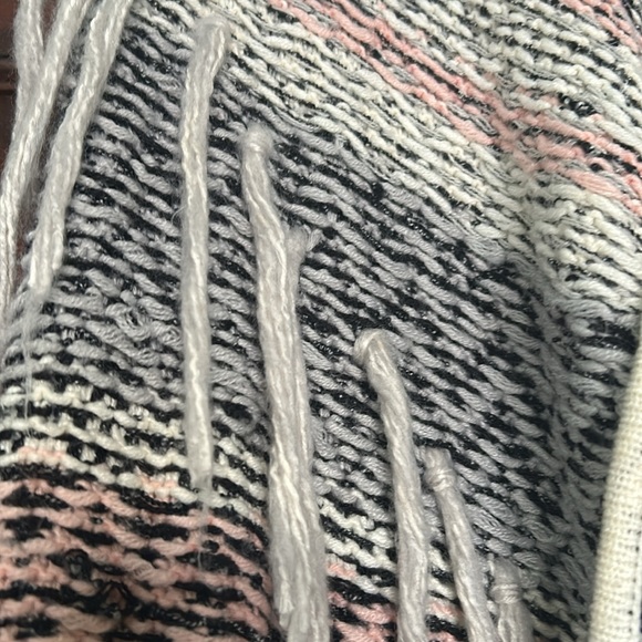 Hooded Cardigan fringe - Picture 3 of 6